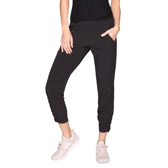 Athleta Aspire Ankle Pants Black Size 2 Ruched Ankle Joggers 983350 - Picture 1 of 9